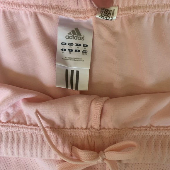 Vintage Y2K Adidas 3 stripe shorts, NWOT - Picture 4 of 4